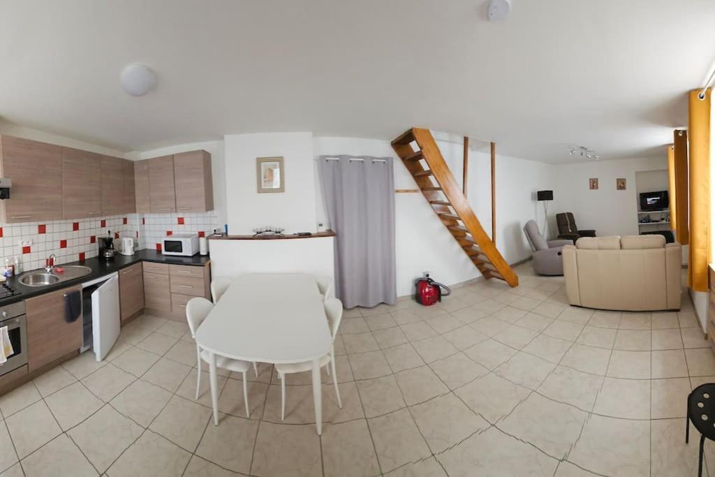 Gite Le Carassin Bouillon Exteriér fotografie